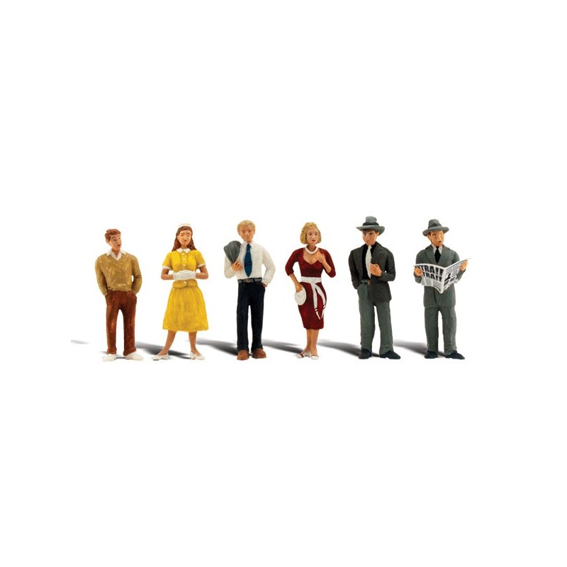 WOODLAND A2763 PAINTED FIGURES - PEDESTRIANS - O SCALE